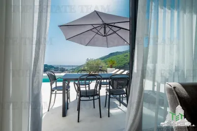 Villa for Sale in Budva, Montenegro - foto 6