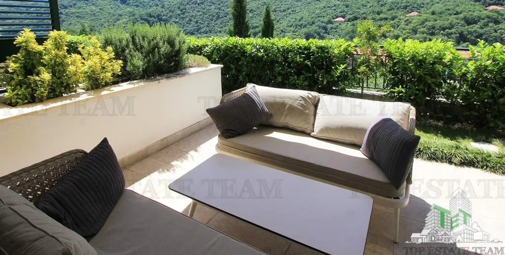 Apartment for Sale in Kotor, Montenegro - foto 16