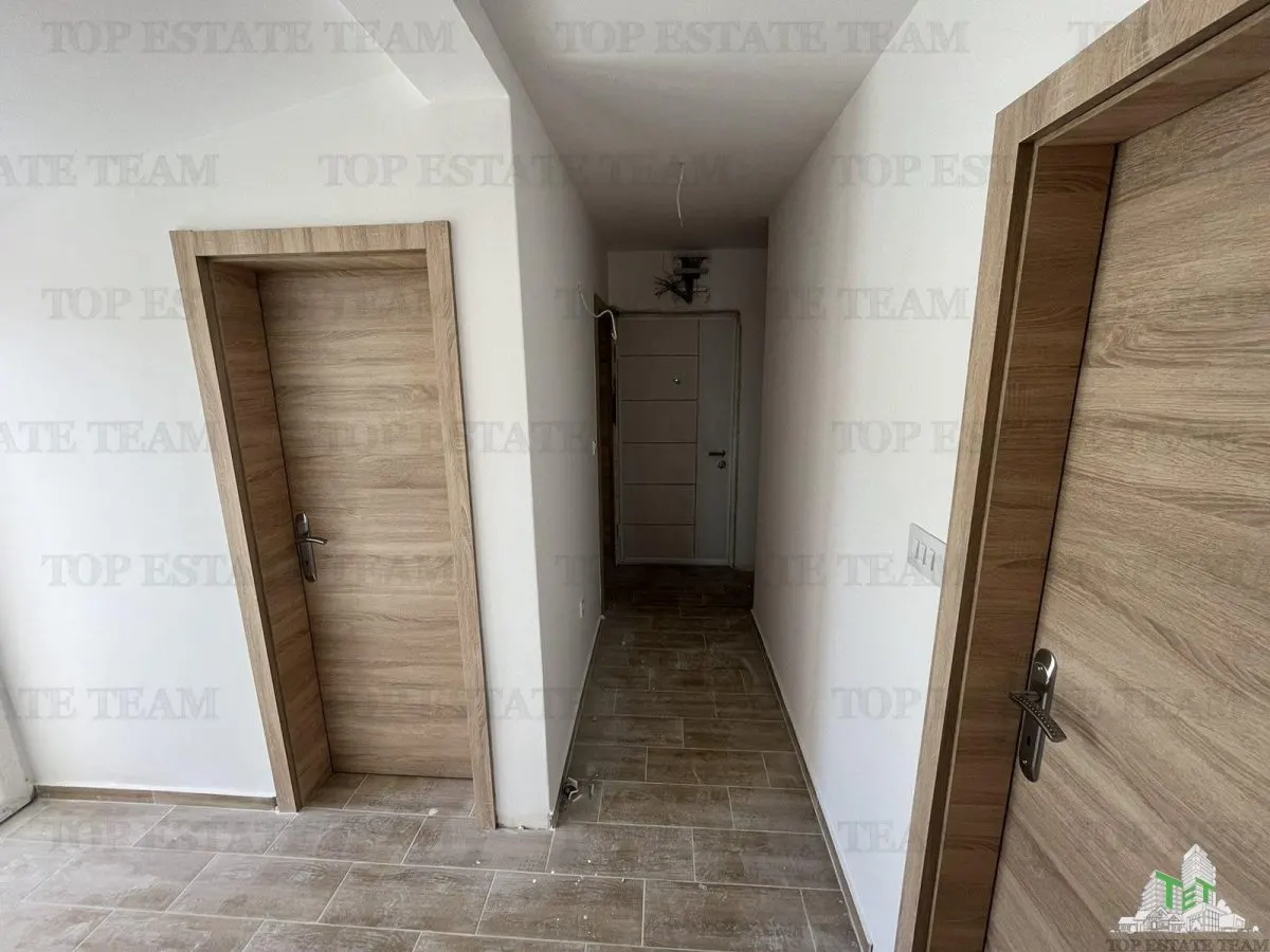 Apartment for Sale in Herceg-Novi, Montenegro - foto 6