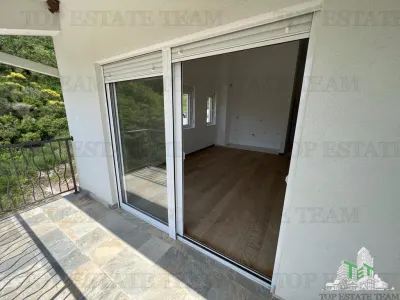 Apartment for Sale in Budva, Montenegro - foto 11