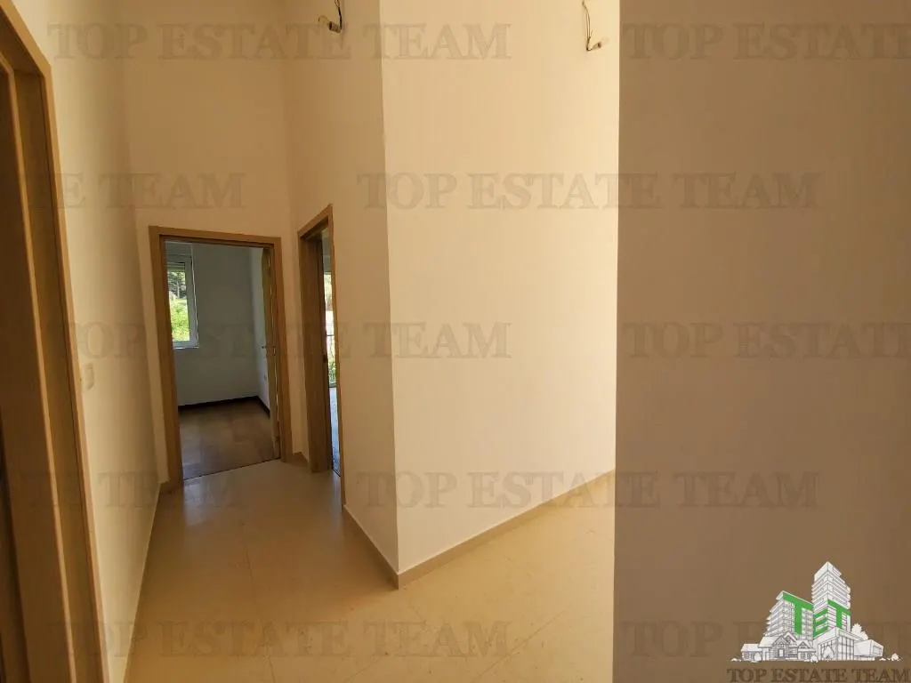 Apartment for Sale in Budva, Montenegro - foto 5
