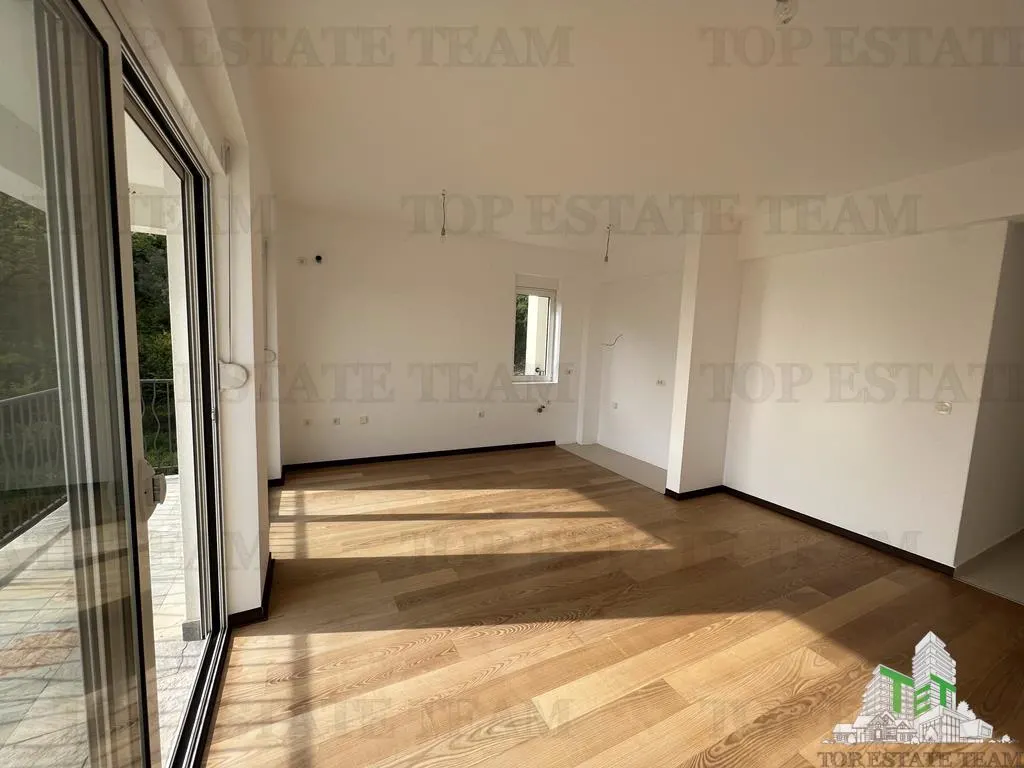 Apartment for Sale in Budva, Montenegro - foto 6