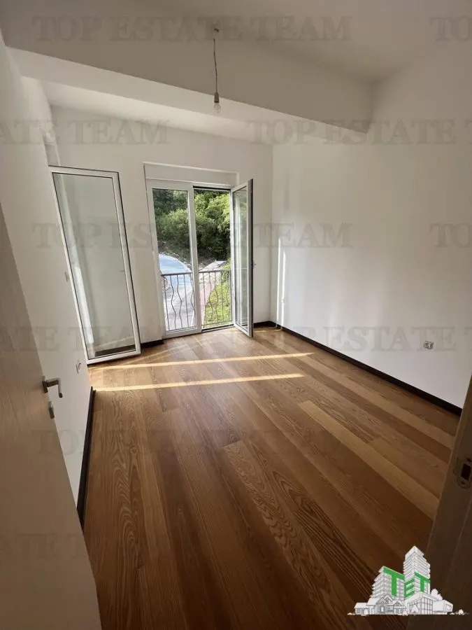 Apartment for Sale in Budva, Montenegro - foto 8