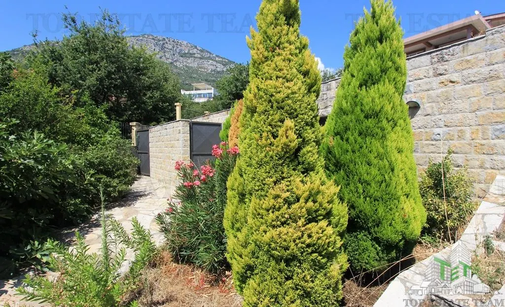 Villa for Sale in Bar, Montenegro - foto 15