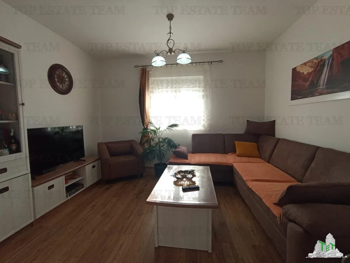 Villa for Sale in Budva, Montenegro - foto 1