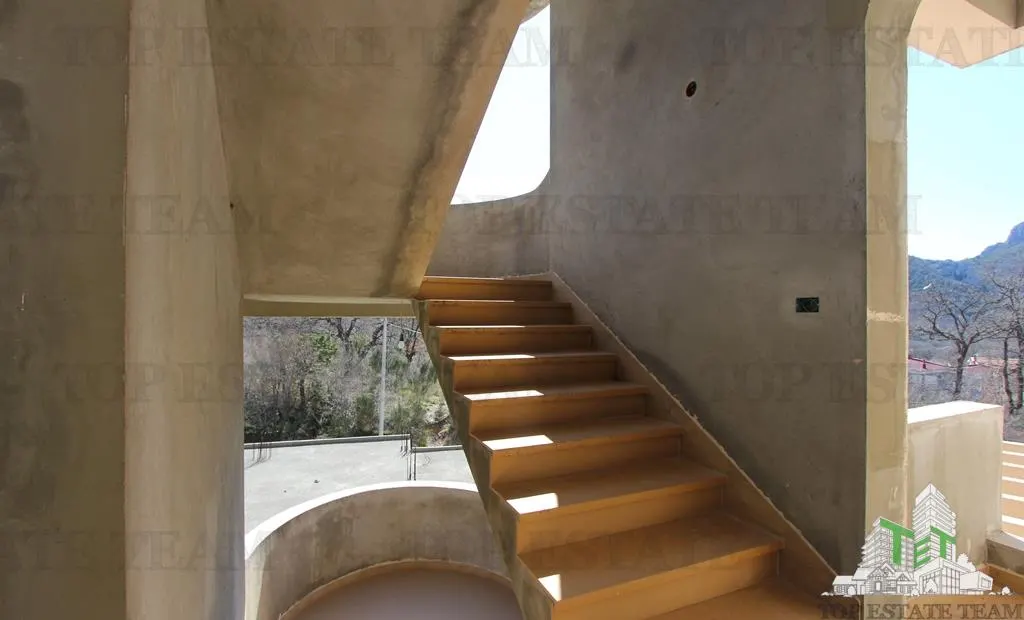 Villa for Sale in Bar, Montenegro - foto 12