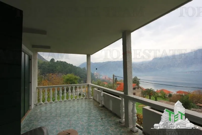Villa for Sale in Budva, Montenegro - foto 8