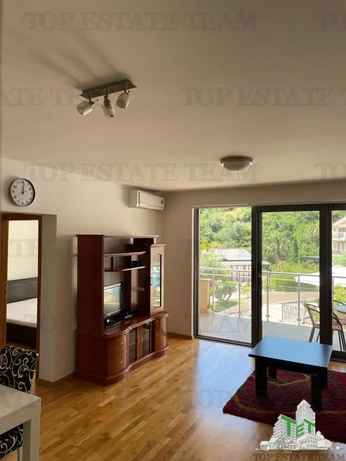 Apartment for Sale in Budva, Montenegro - foto 1