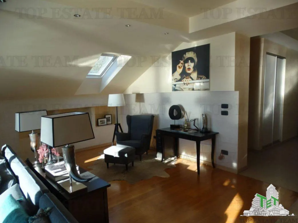 Apartment for Sale in Budva, Montenegro - foto 4