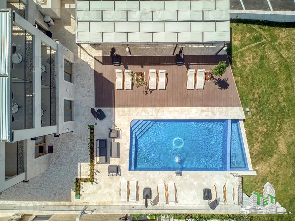 Villa for Sale in Budva, Montenegro - foto 3
