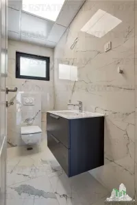 Villa for Sale in Budva, Montenegro - foto 16