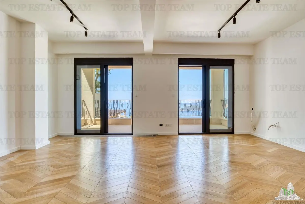 Villa for Sale in Budva, Montenegro - foto 8