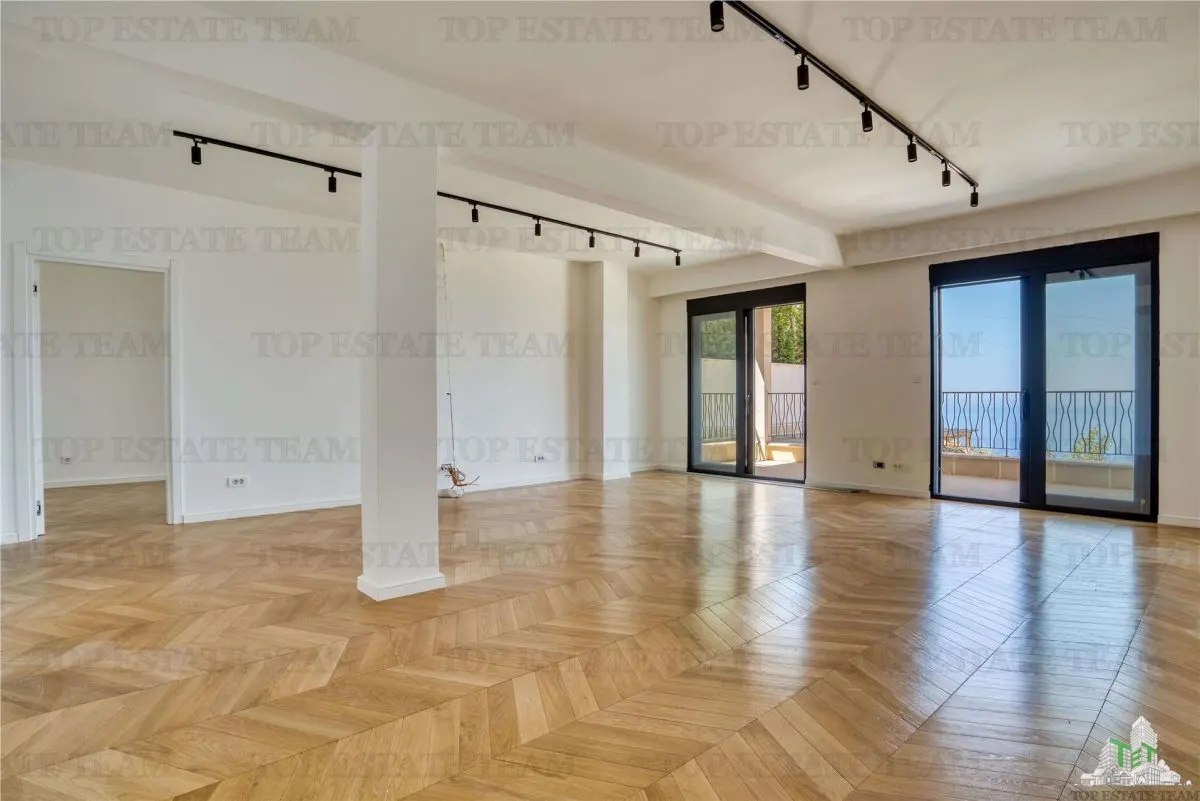 Villa for Sale in Budva, Montenegro - foto 9
