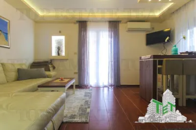 Apartment for Sale in Budva, Montenegro - foto 2