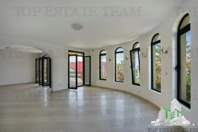 Villa for Sale in Bar, Montenegro - foto 2