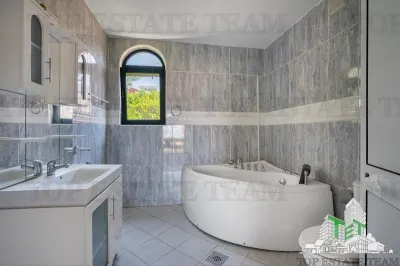 Villa for Sale in Bar, Montenegro - foto 7