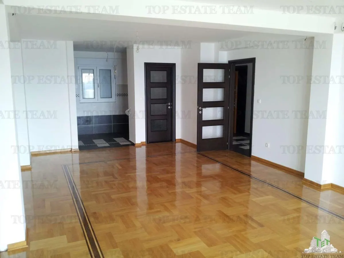 Apartment for Sale in Budva, Montenegro - foto 4