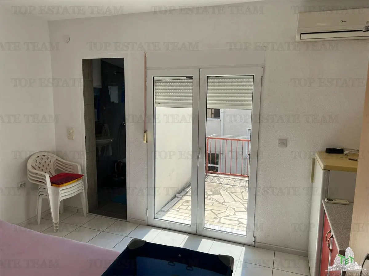 Villa for Sale in Bar, Montenegro - foto 5