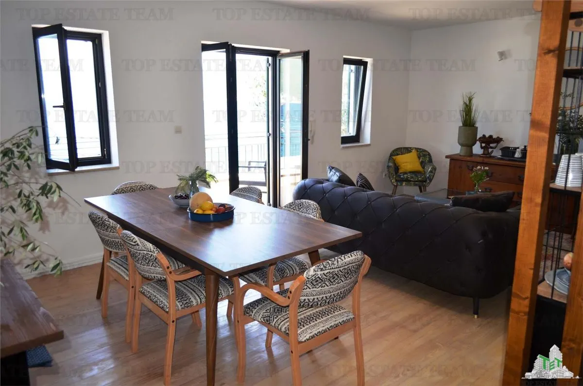 Apartment for Sale in Tivat, Montenegro - foto 3