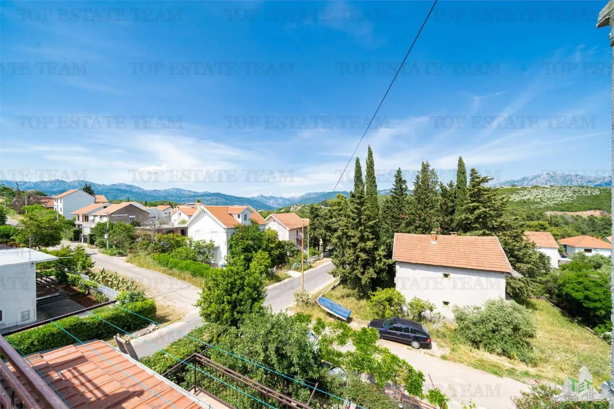 Villa for Sale in Tivat, Montenegro - foto 1
