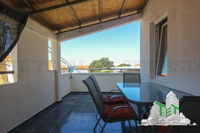 Villa for Sale in Bar, Montenegro - foto 1