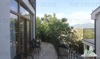 Villa for Sale in Kotor, Montenegro - foto 3
