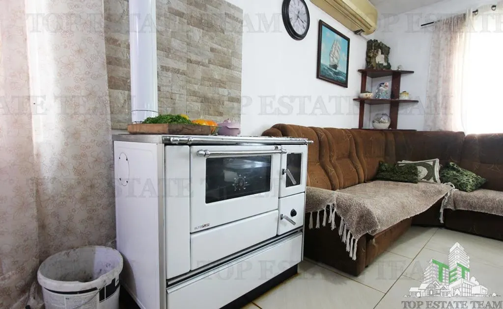 Villa for Sale in Herceg-Novi, Montenegro - foto 5