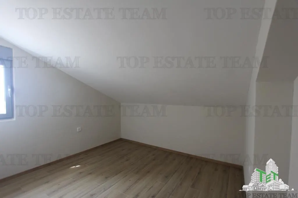 Apartment for Sale in Budva, Montenegro - foto 6