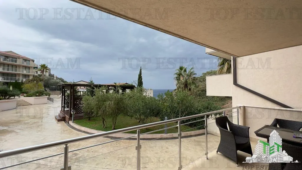 Apartment for Sale in Budva, Montenegro - foto 1