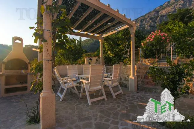 Villa for Sale in Budva, Montenegro - foto 24