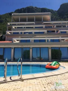 Villa for Sale in Budva, Montenegro - foto 3