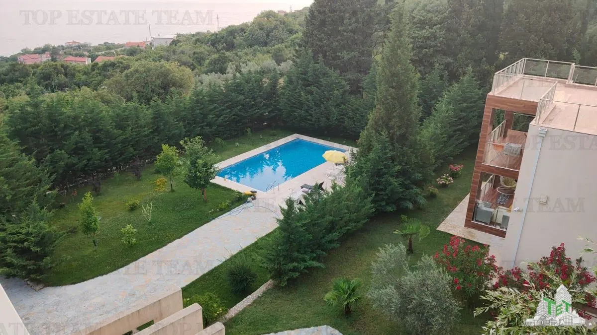 Villa for Sale in Montenegro - foto 2