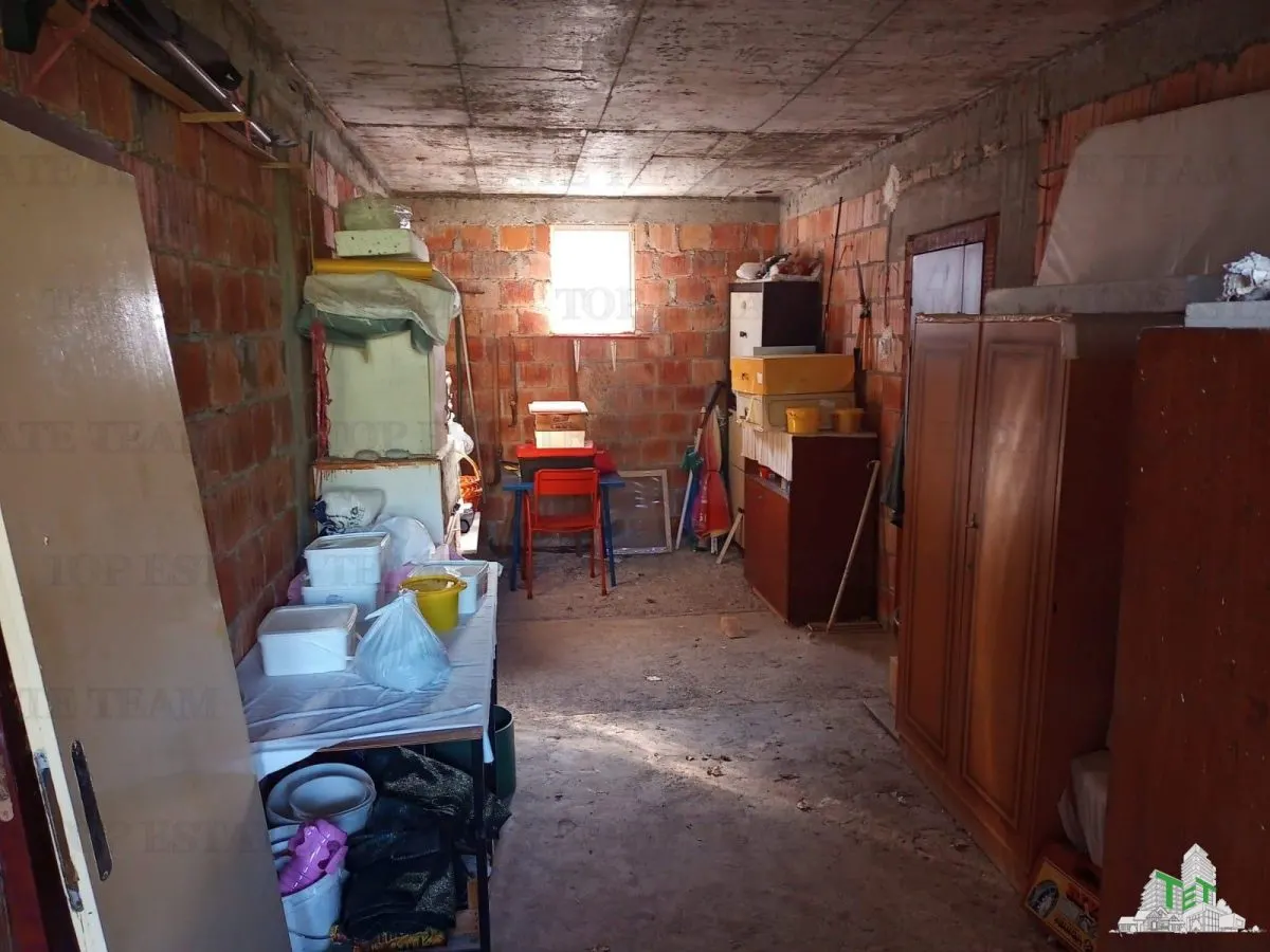 Villa for Sale in Kotor, Montenegro - foto 12