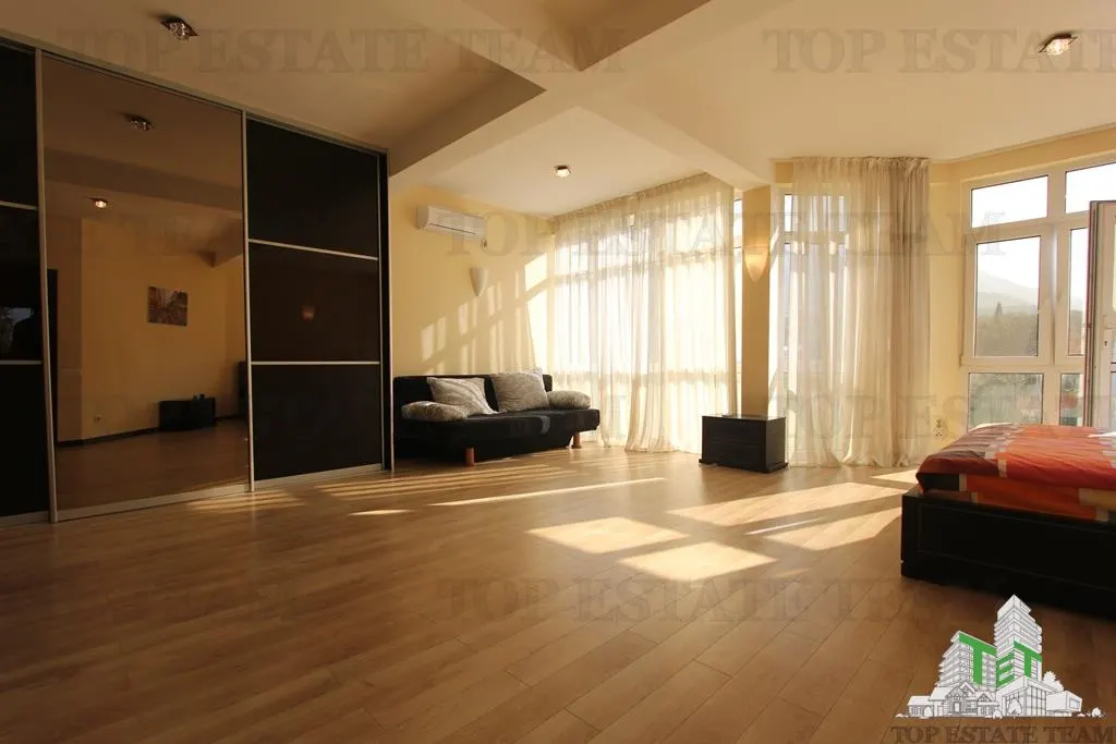 Villa for Sale in Bar, Montenegro - foto 4