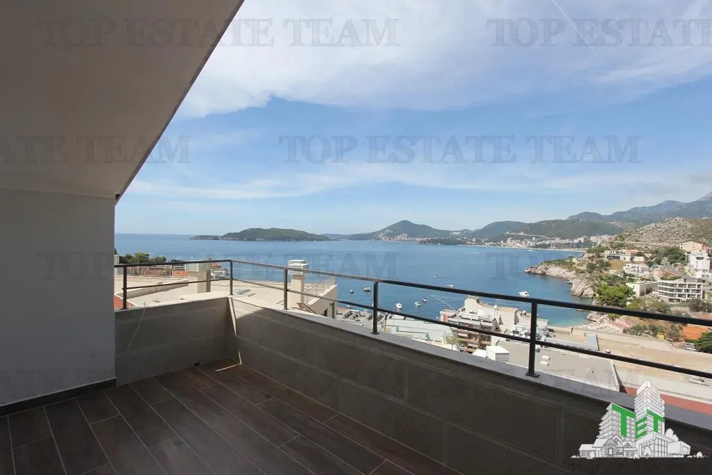 Apartment for Sale in Tivat, Montenegro - foto 10