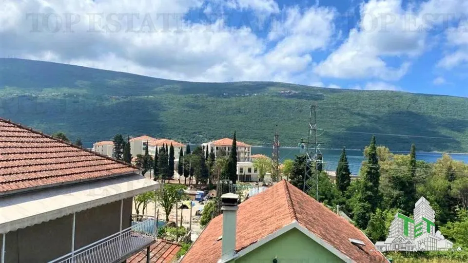 Villa for Sale in Herceg-Novi, Montenegro - foto 2