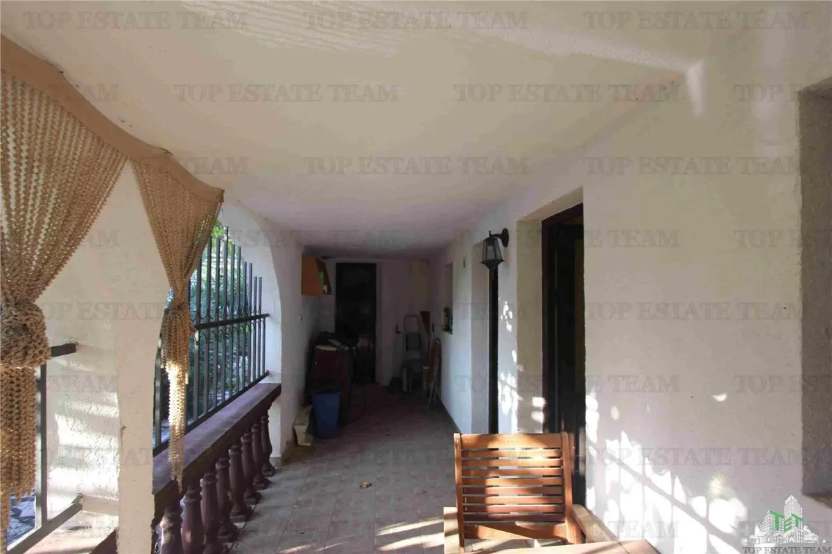 Villa for Sale in Bar, Montenegro - foto 2