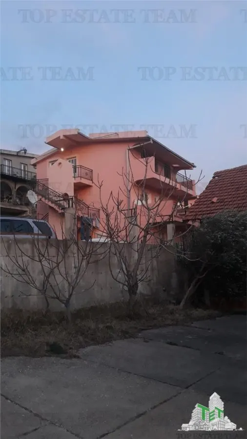Villa for Sale in Bar, Montenegro - foto 4