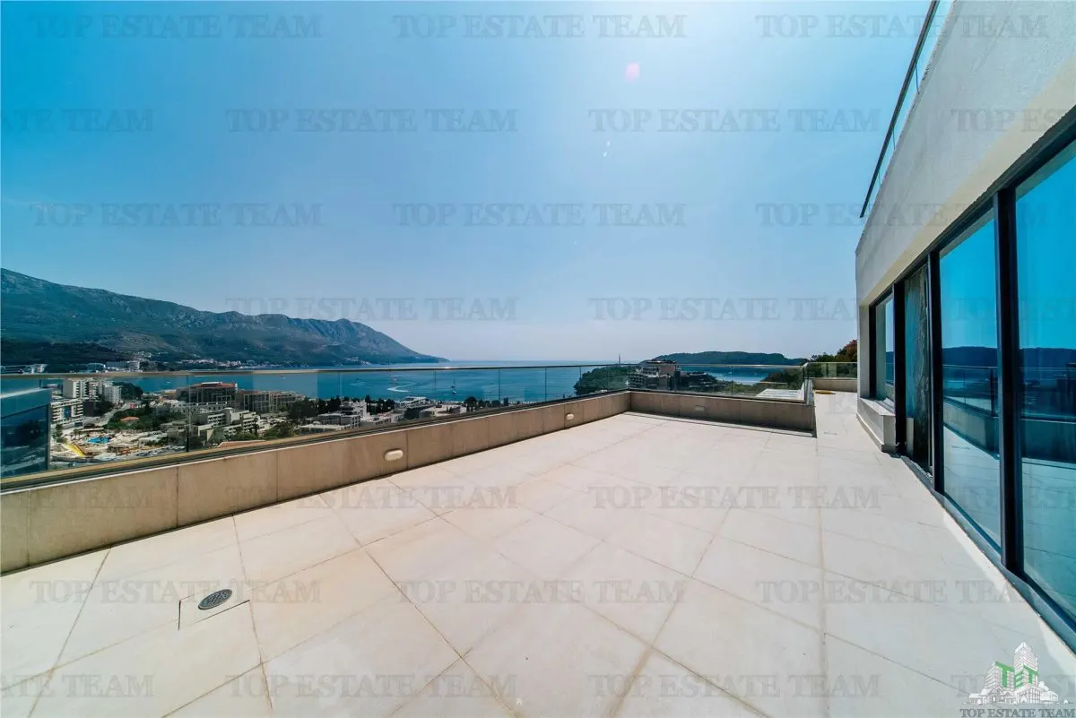 Apartment for Sale in Budva, Montenegro - foto 13