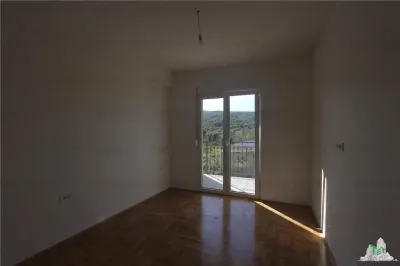 Apartment for Sale in Tivat, Montenegro - foto 5