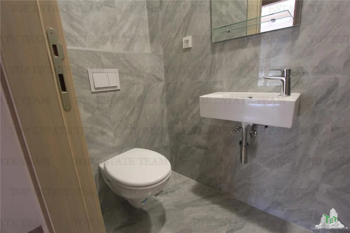 Apartment for Sale in Tivat, Montenegro - foto 9