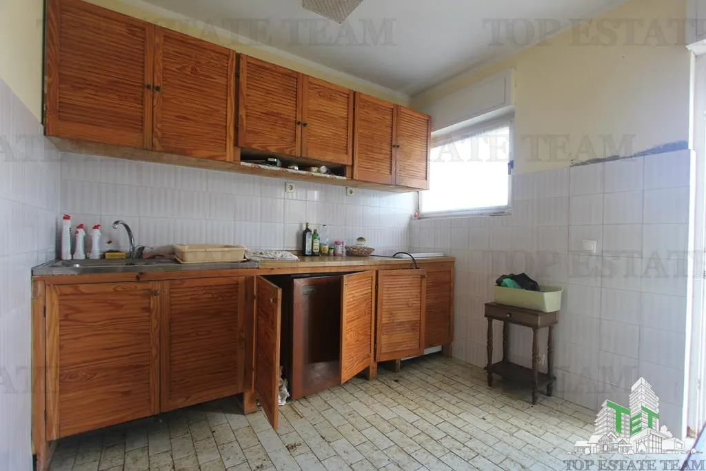Villa for Sale in Herceg-Novi, Montenegro - foto 4
