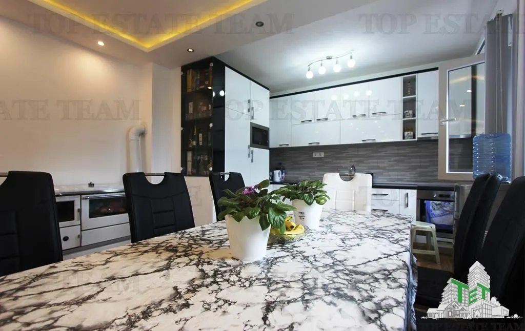 Villa for Sale in Bar, Montenegro - foto 5