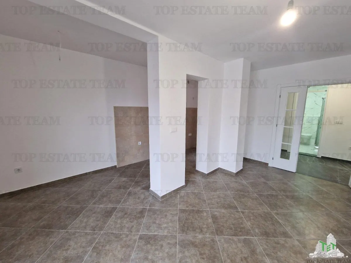 Apartment for Sale in Herceg-Novi, Montenegro - foto 1