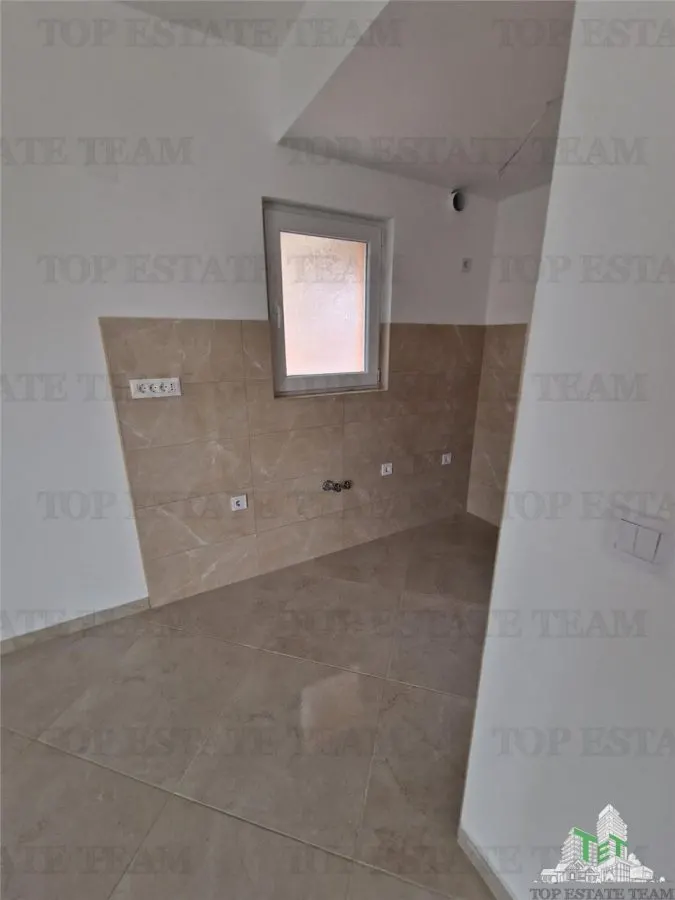 Apartment for Sale in Herceg-Novi, Montenegro - foto 3