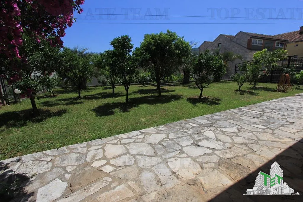 Villa for Sale in Bar, Montenegro - foto 14