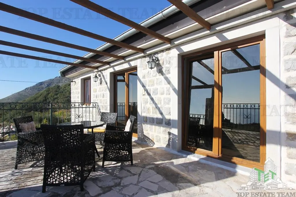 Apartment for Sale in Budva, Montenegro - foto 5