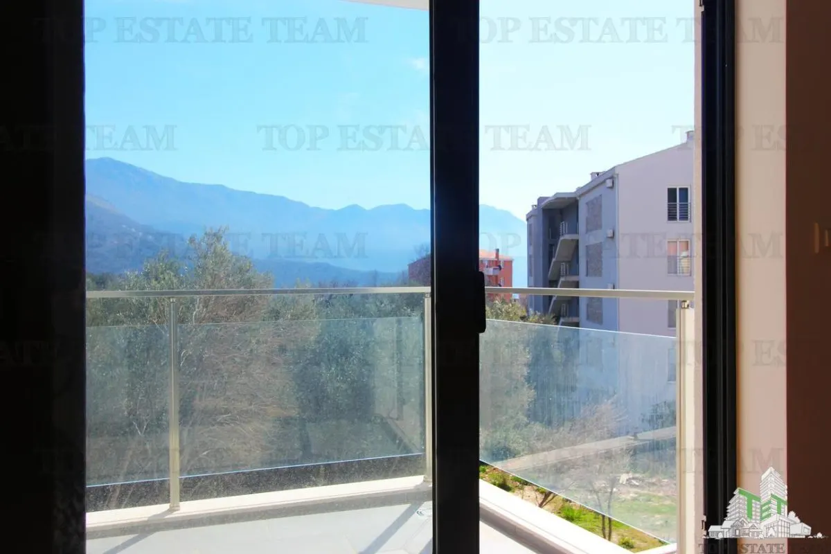Apartment for Sale in Budva, Montenegro - foto 8