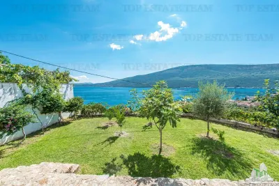 Villa for Sale in Herceg-Novi, Montenegro - foto 24