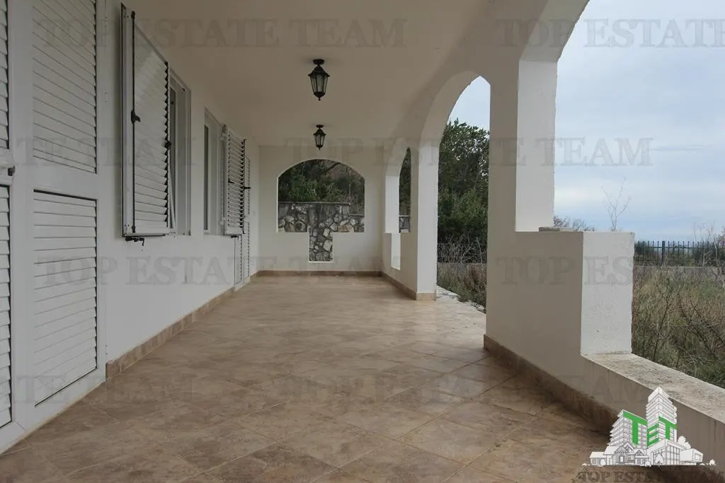 Villa for Sale in Budva, Montenegro - foto 10